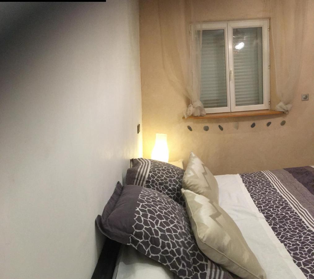 La Decouverte, Jacuzzi, Sauna, Et Terrasse Avec Vue Sur Lac A La Campagne Entre Toulouse Et Auch Catonvielle Εξωτερικό φωτογραφία